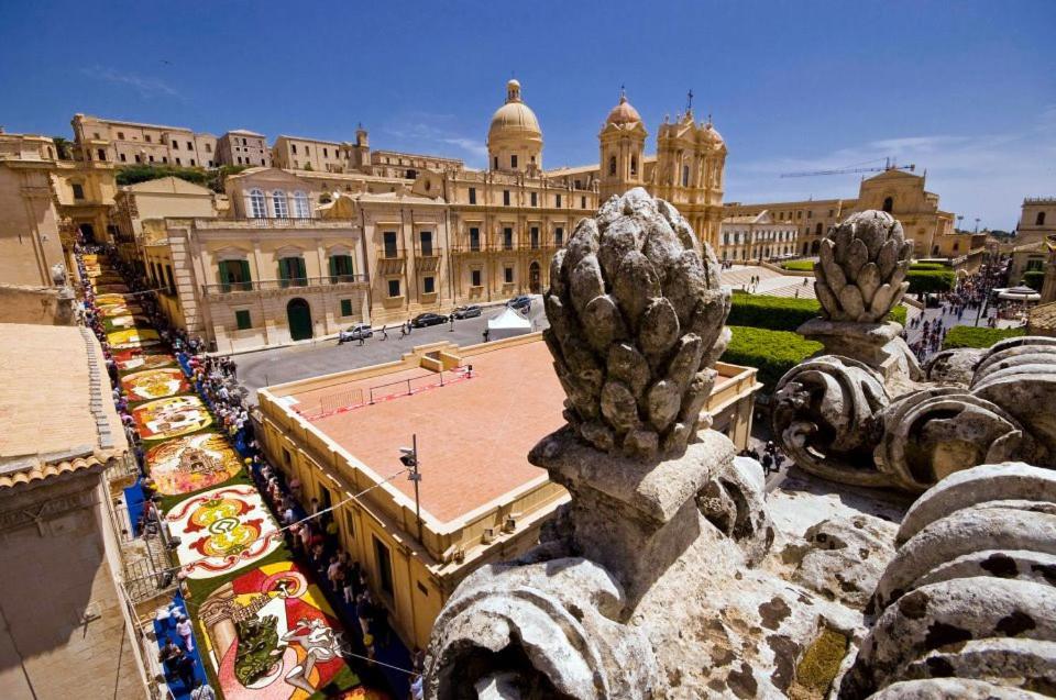 Onde Di Sicilia Suite Sea View Avola Bagian luar foto